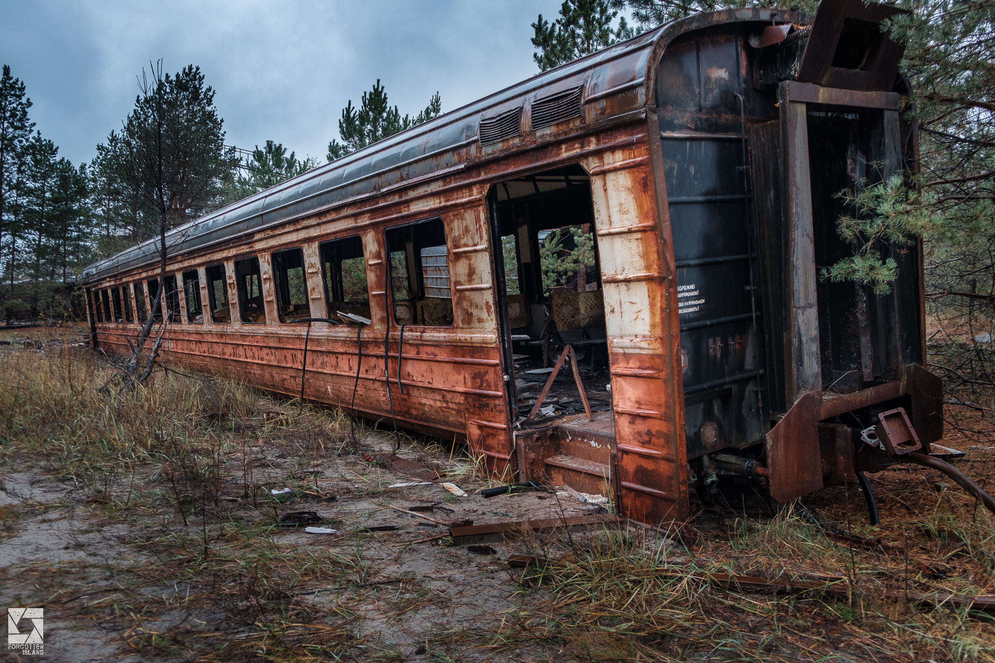 Abandoned Trains on Yaniv Station