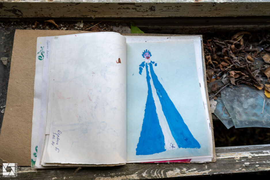 Drawings made by children in Nursery No. 10 (Cheburashka) in Pripyat in 1984.